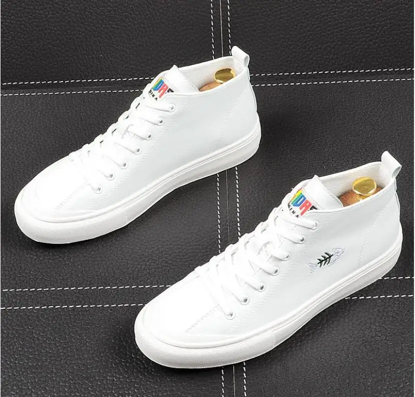 

Luxury Men Fashion white gray Causal Ankle Boots Summer Leather Breathable High Top Leisure Sneakers Male Youth Trending Shoes