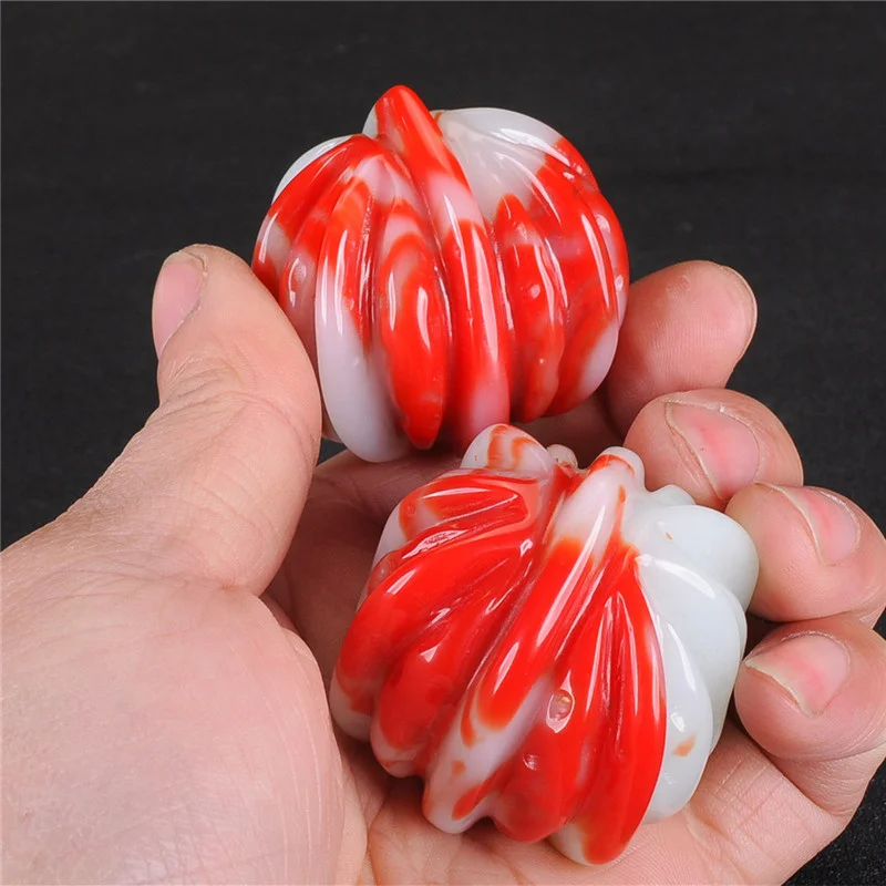 

Hot Selling Natural Hand-carve Jade Nuclear Peach Plaything Living Room Home Supplies Office Decoration Ornaments Craft Gift