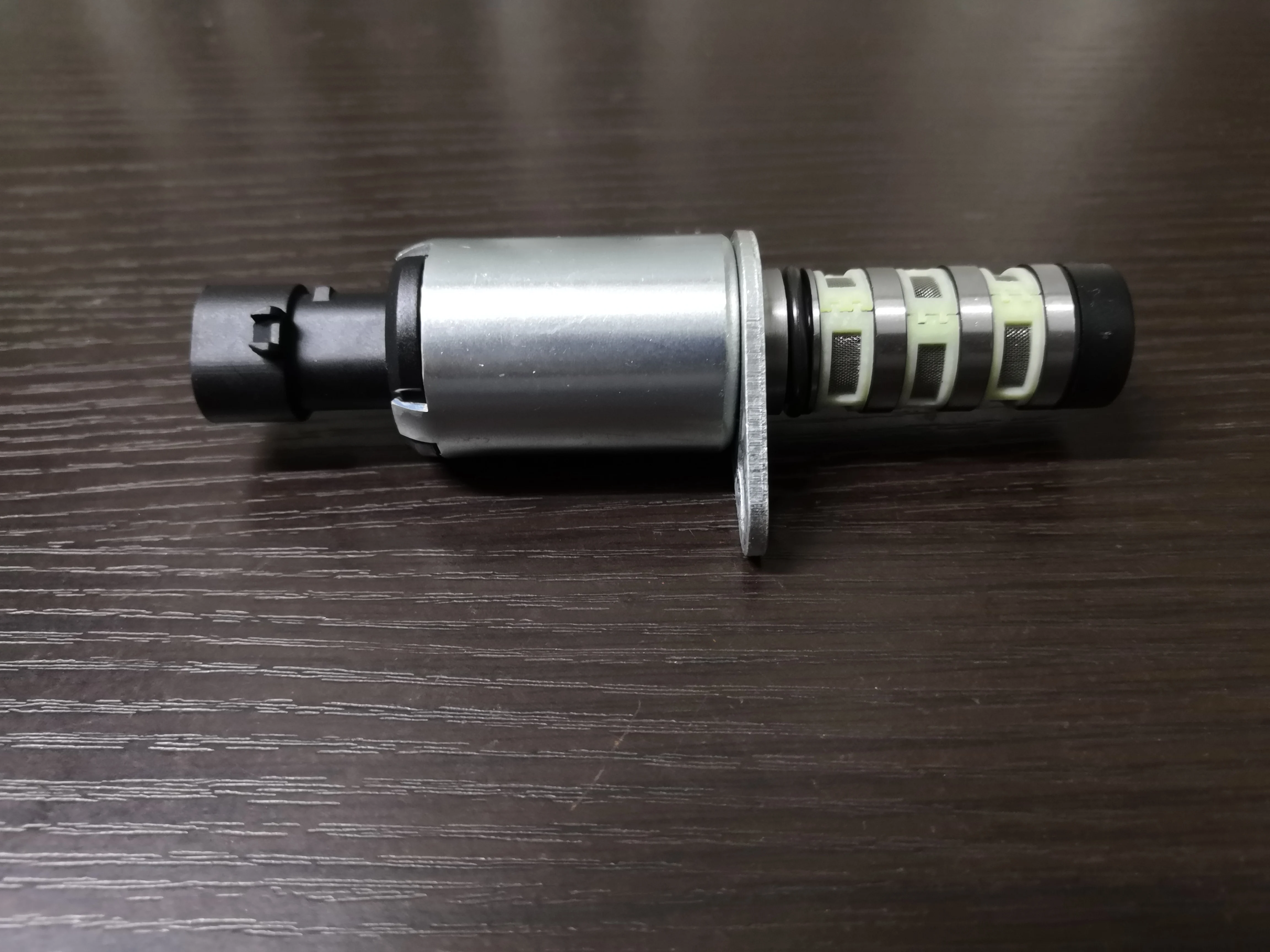 55567050 IERNA качество VVT электромагнитный клапан VVT клапан управления маслом для CRUZE 12992408 967488028 55567049
