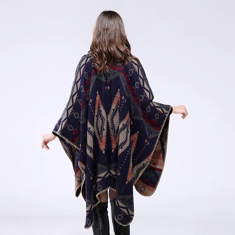 

2020 New Design Winter Geometry Poncho for Women Ladies Cashmere Wool Ponchos Leather Hem Shawl Knitted Women Poncho Scarf