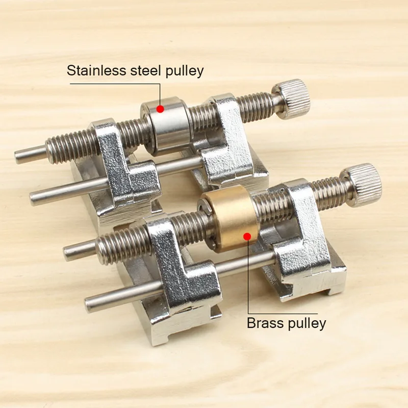 Направляющая для заточки по дереву с фиксированным углом и боковым зажимом из