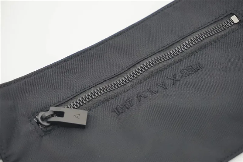 

ALYX Bags Women Men Black High Quality Metal Button Tactical Chest Waist Packs Skateboard ALYX Bags Tee