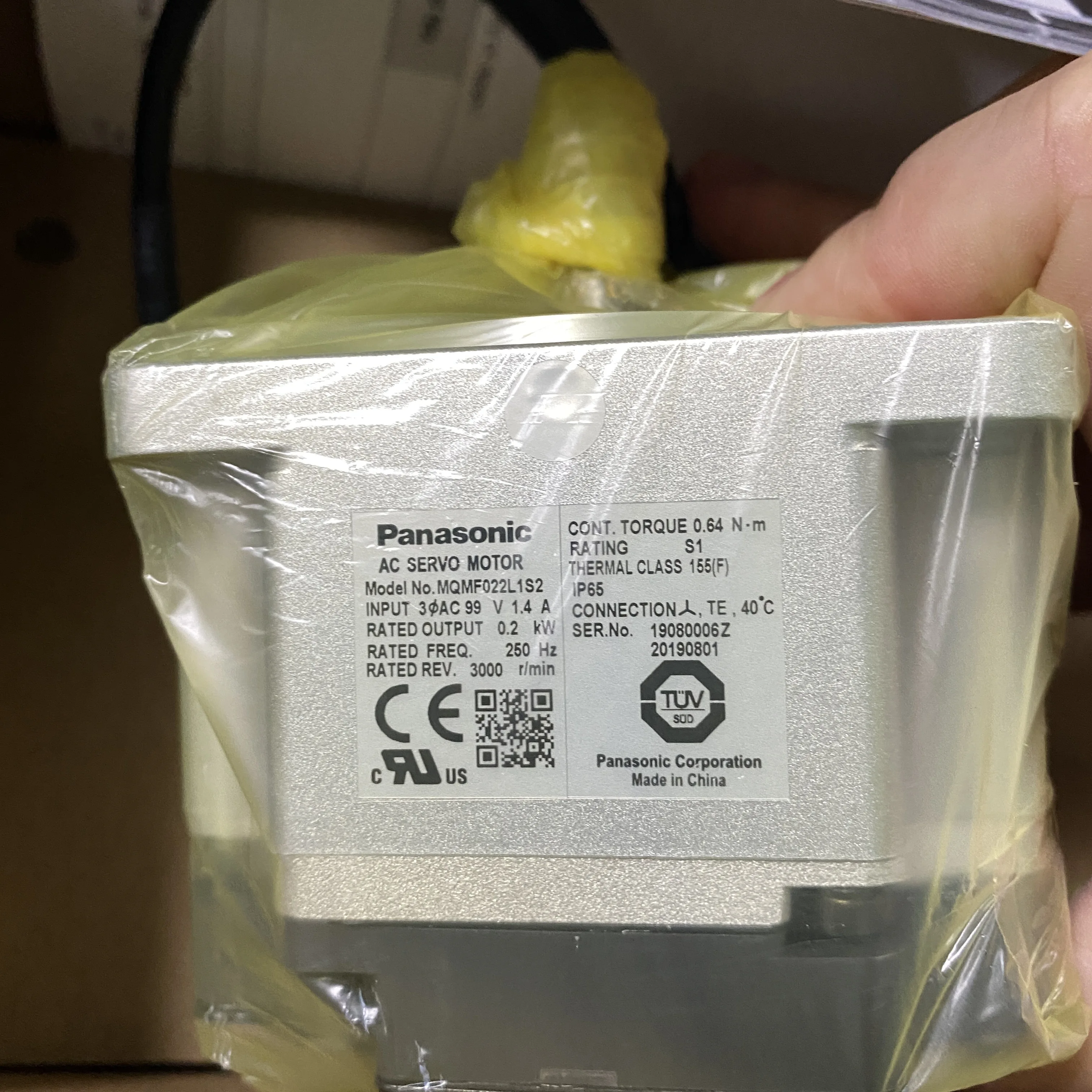 

Серводвигатель переменного тока Panasonic кВт MQMF022L1S2