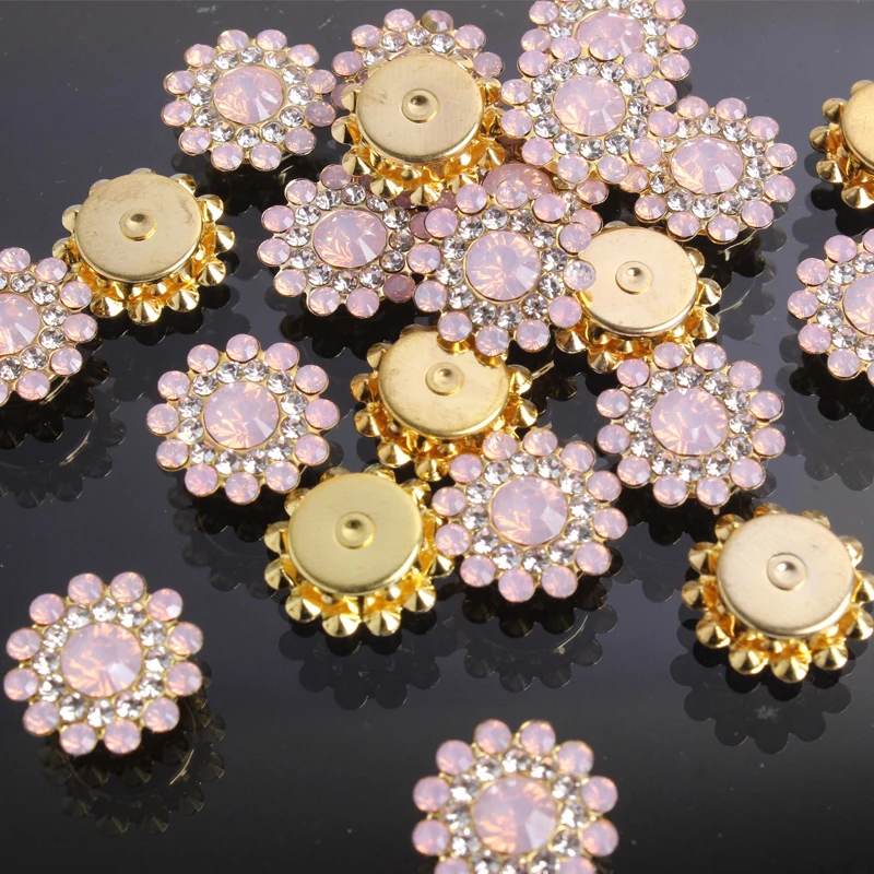 20 шт. цветок круглой формы стразы из смолы 3 цвета с плоской задней стороной