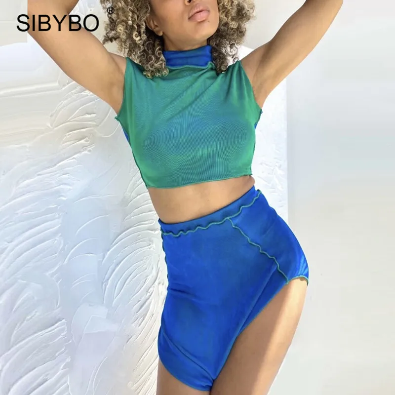 

Женский комплект из двух предметов Sibybo, зеленый короткий топ с высоким воротником и шорты Y2K, осенняя уличная одежда