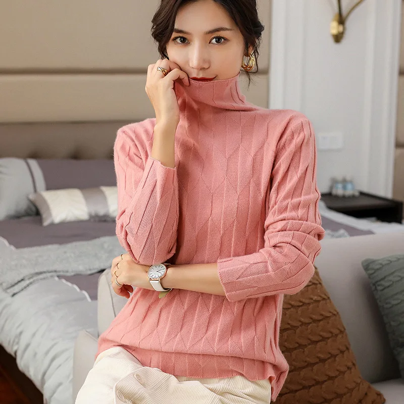 Женский вязаный кашемировый свитер с высоким воротником и узором в виде