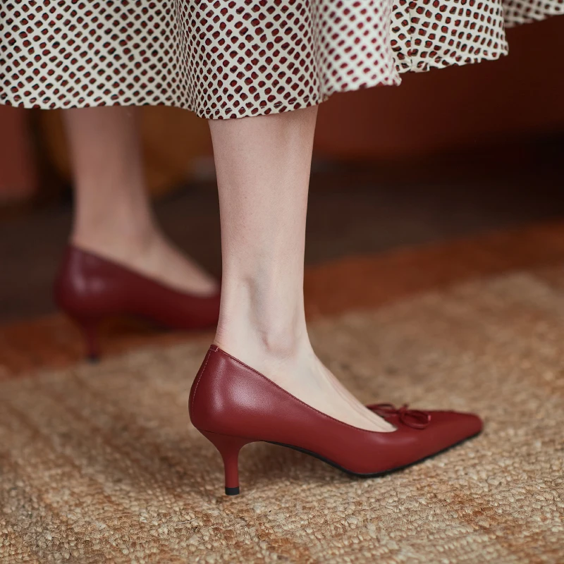 

Women Pumps natural leather shoes 22-25 cm length Bowknot pointed toe fashion all-match women shoes 2 colors shoes women heels