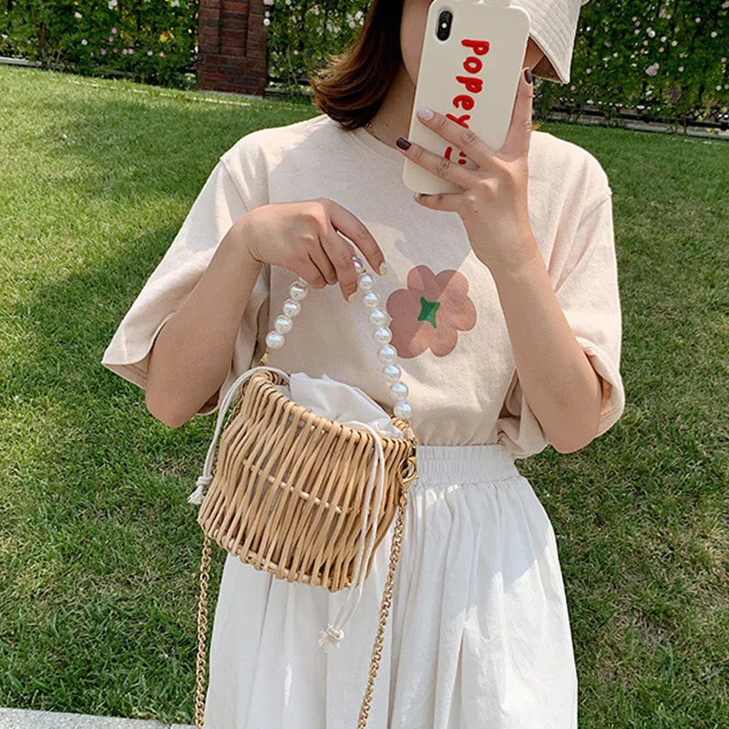 

Round Woven Straw Bags for Women Summer Pearl Chain Handmade Rattan Beach Handbag Travel Bohemia Female Shoulder Crossbody Bag