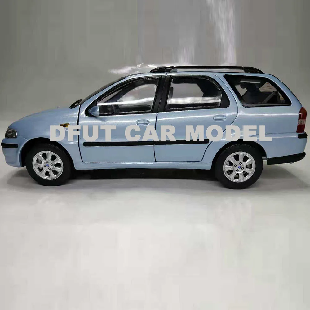 Модель игрушки из сплава 1:18 под давлением оригинальная Авторизованная