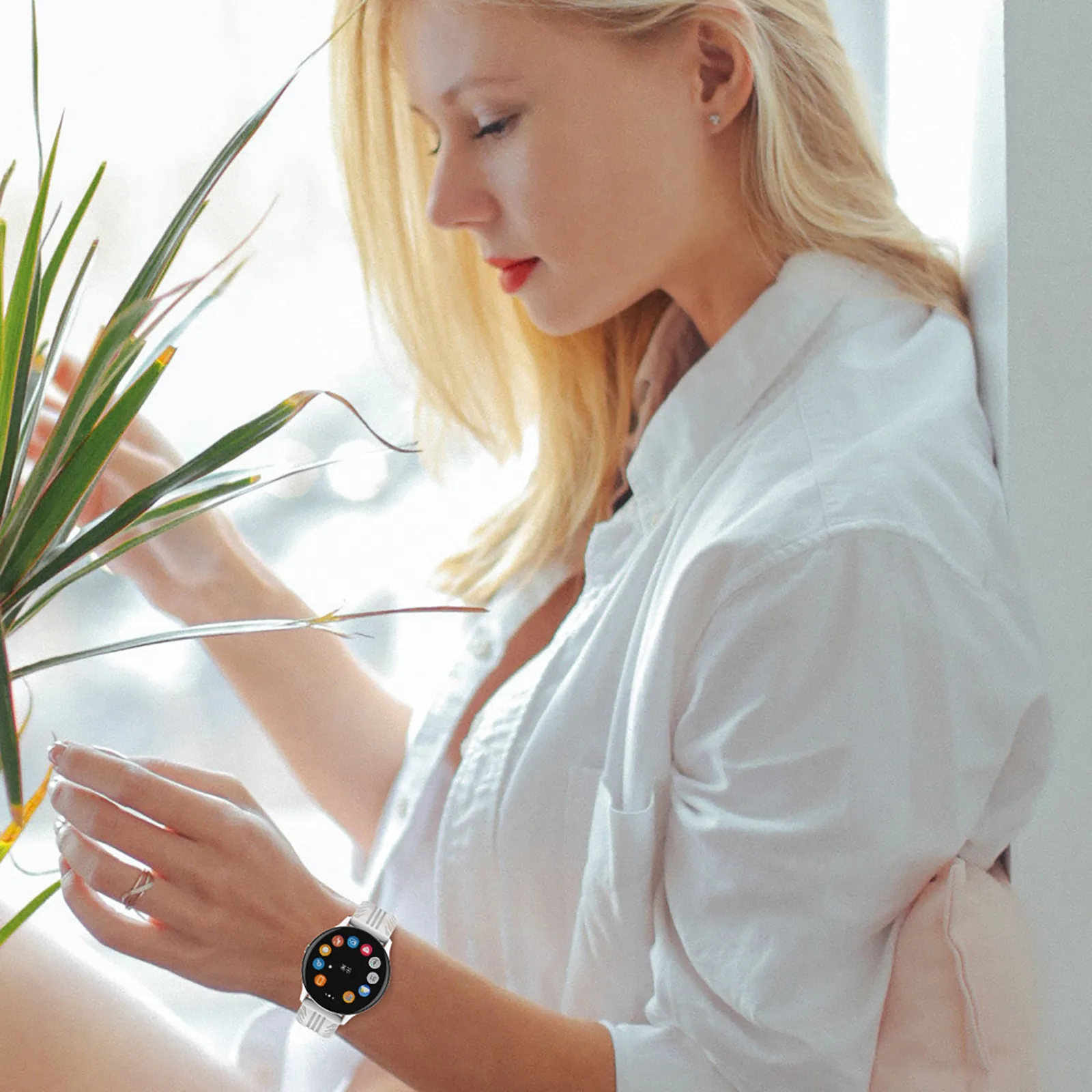 

S8 Silicone strap Bluetooth Smart Watch For Detecting Heart Rate 1.28in