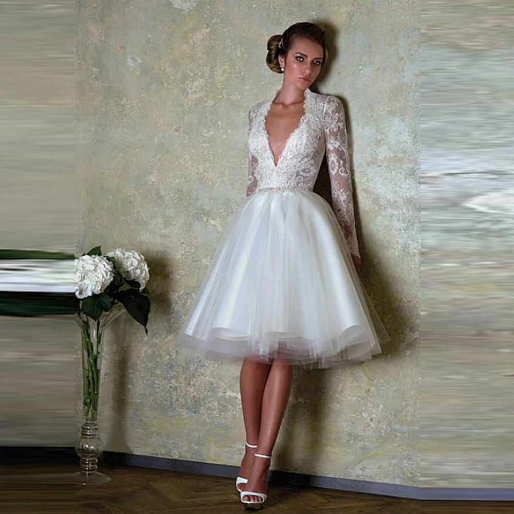 

Sexy Deep V-Neck Short Wedding Dress A-Line Tulle Knee-Length Long Sleeves Zipper Back Bridal Gowns 2021 Vestido De Noiva
