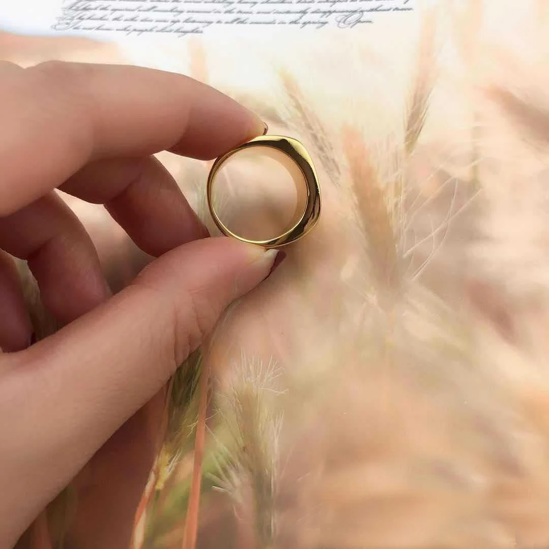 Яркие кольца для пар очень простые неправильной формы Винтажное кольцо в