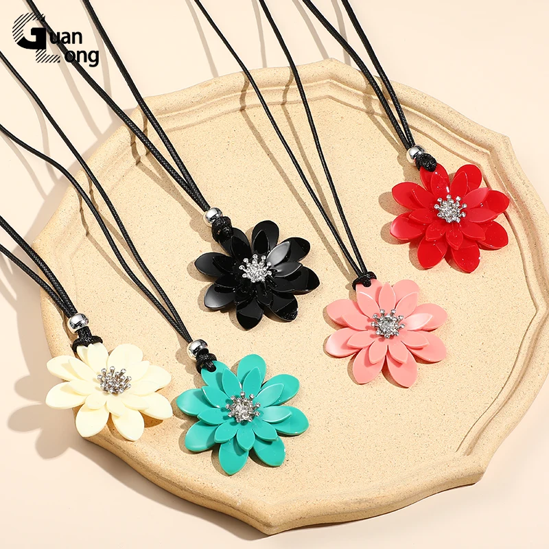 

GongLong Trending Rope Necklaces for Women Elegant Geometric Big Flower Pendant Necklace Statement Fashion Jewelry Party Gifts