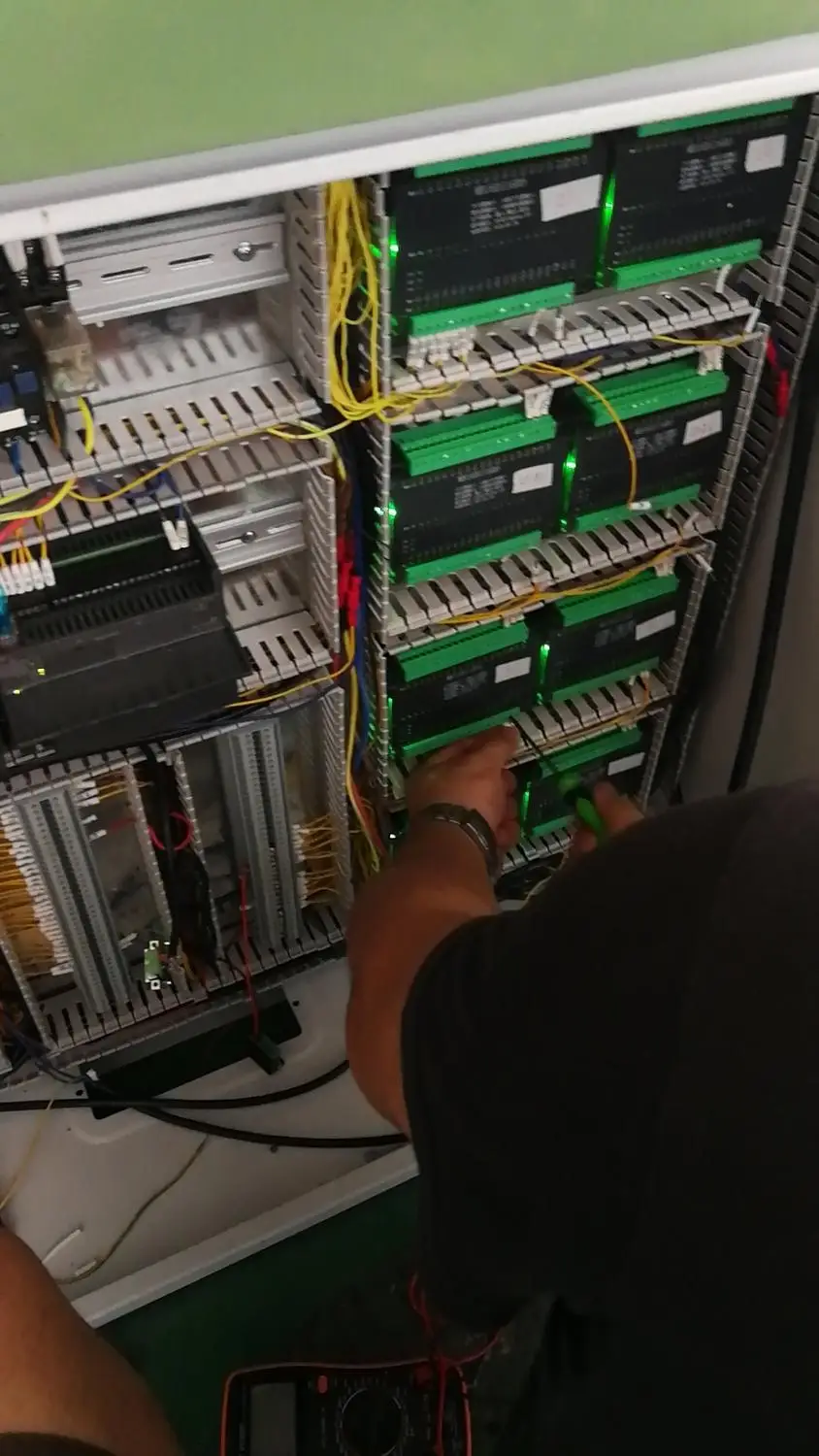 16DI/16RO 16-канальный цифровой изолированный вход и реле выход RS485 модуль MODBUS с