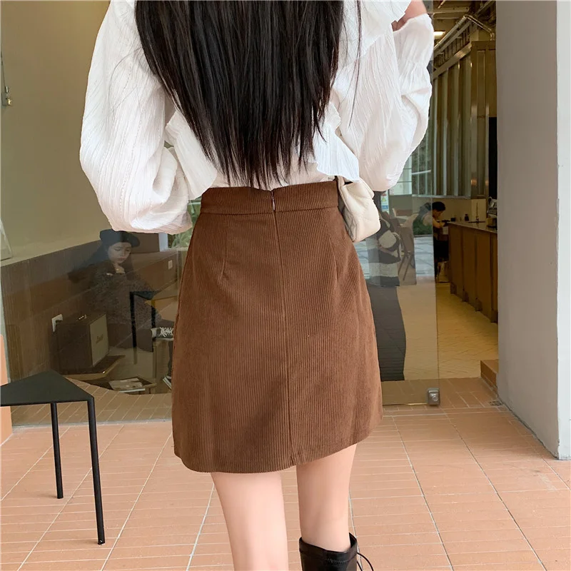 Женская Вельветовая юбка с завышенной талией черная универсальная