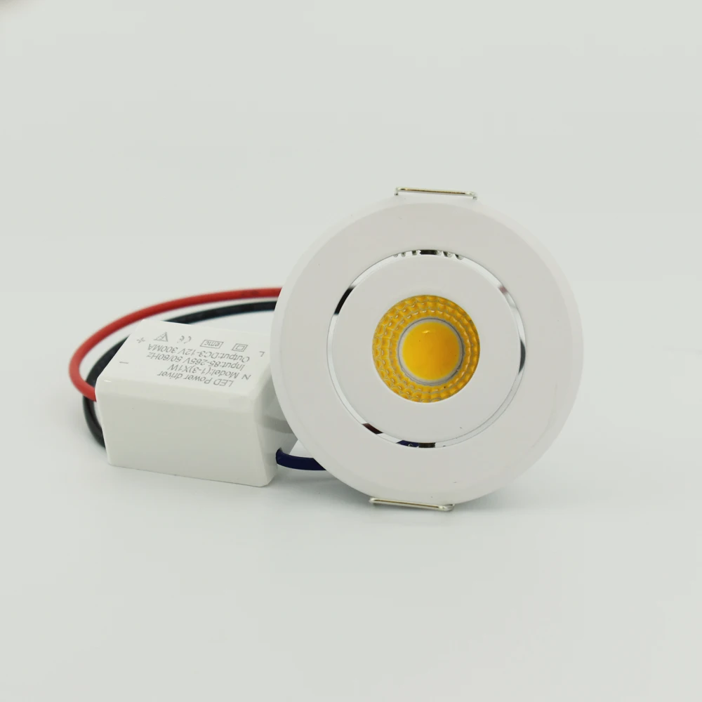 Светодиодный точечный светильник направленного света углубленный потолочный с