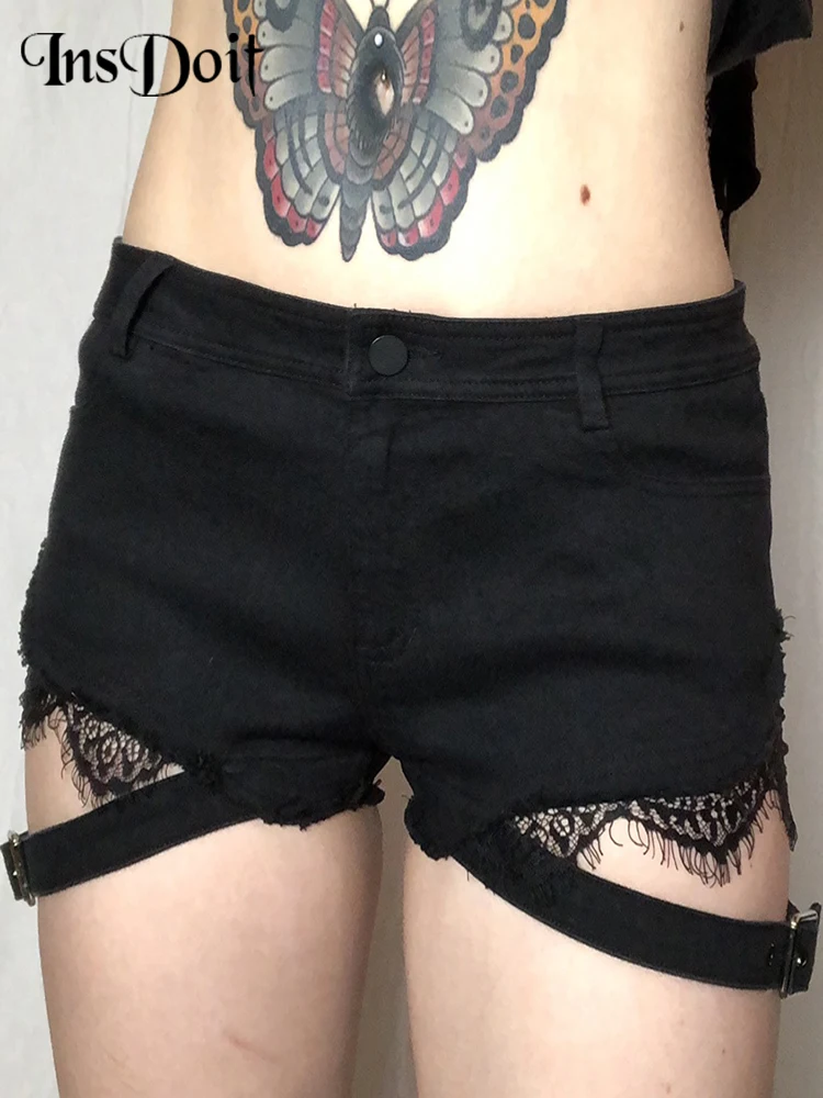 

Шорты InsDoit женские джинсовые в готическом стиле, пикантные кружевные черные с вырезами, с карманами, в стиле гранж, модная уличная одежда, на ...
