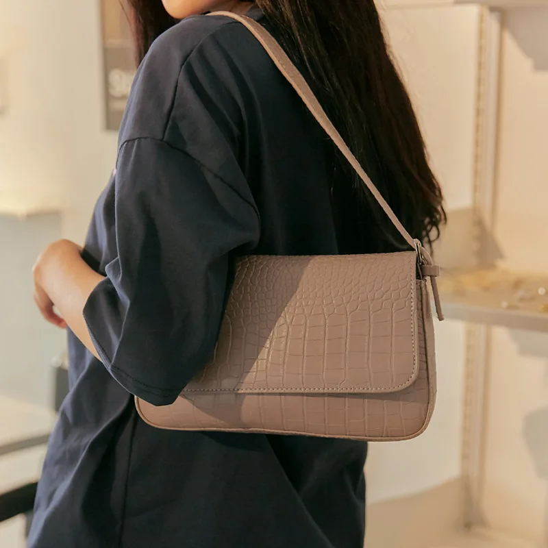 

Designer Baguette Messenger Bags New Luxury Simplicity Small Handbags Girls Shoulder Strap Female Fashion Leather Bags DF50BA