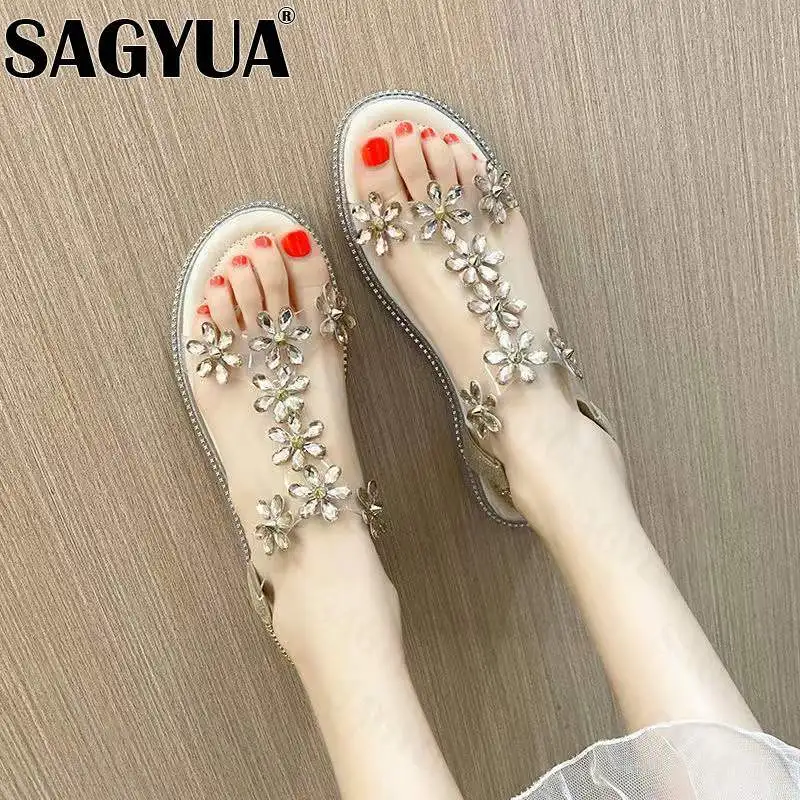 

Women Shoes Sandals New 2022 Summer Bling Crystal Flats Slippers Sexy Party Designer Slip-on Slides Sweet Flip Flops Gladiator