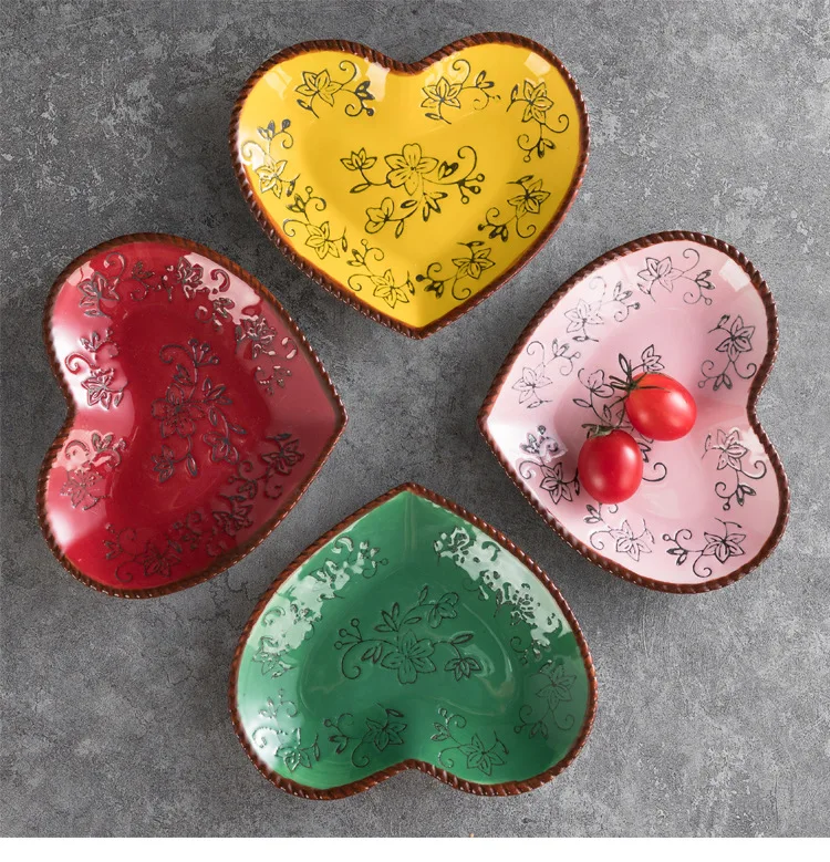

Ceramic Four-color Couple Peach Heart Plate Sushi Fish Steak Western Food Salad Fruit