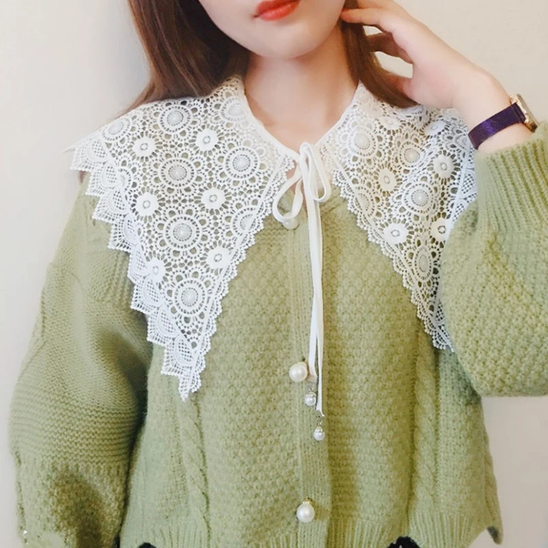 

Women Lace Fake Collar Shawl Embroidery Floral Necklace Triangle Lapel Blouse M17