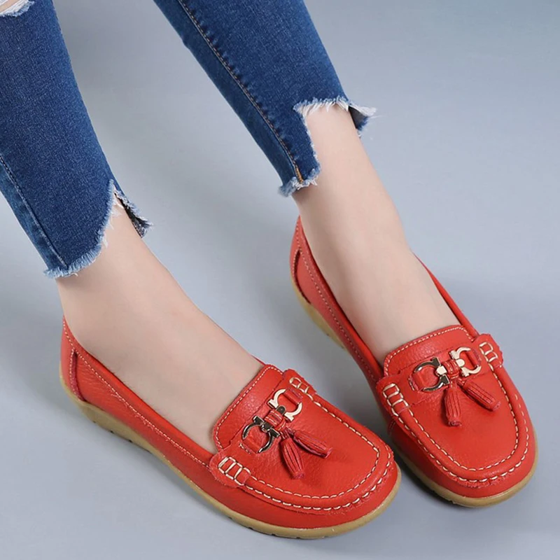 

Women Flats Shoes Cut Out Leather Breathable Moccasins Women Boat Shoes Ballerina Ladies Casual Shoes Sneakers Women Nurse Shoe