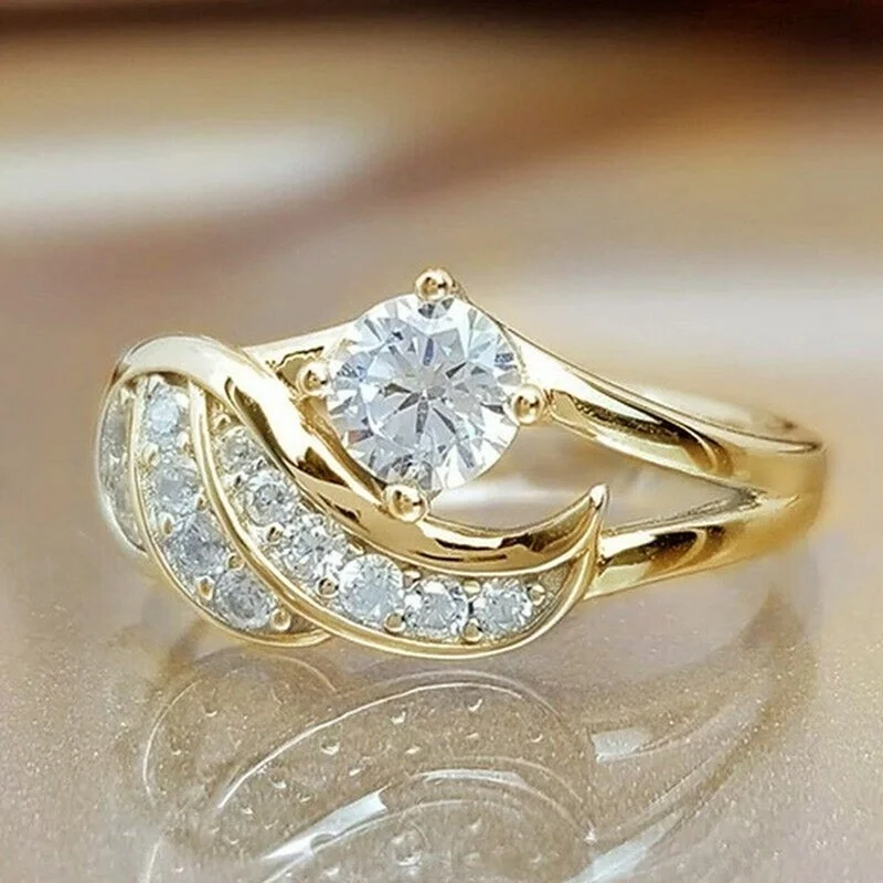 

Classic Fashion Women Rings Metal Gold Color White Zircon Ring for Women Romantic Bride Girl Proposal Ring Wedding Jewelry Gift