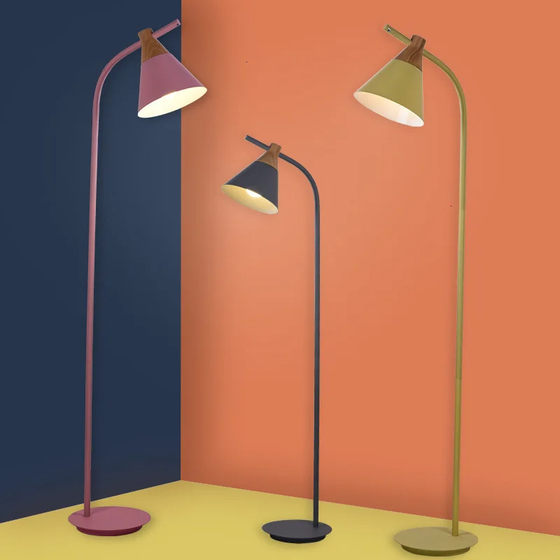 

Креативные простые напольные лампы, стеклянный шар, стоячий светильник, хромированное золото для гостиной, спальни, новый дизайн, художеств...