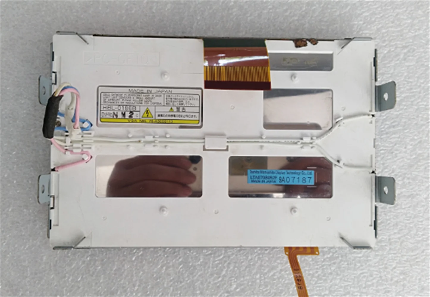 

Оригинальная 7-дюймовая панель ЖК-дисплея LTA070B052F 800*480 CCFL