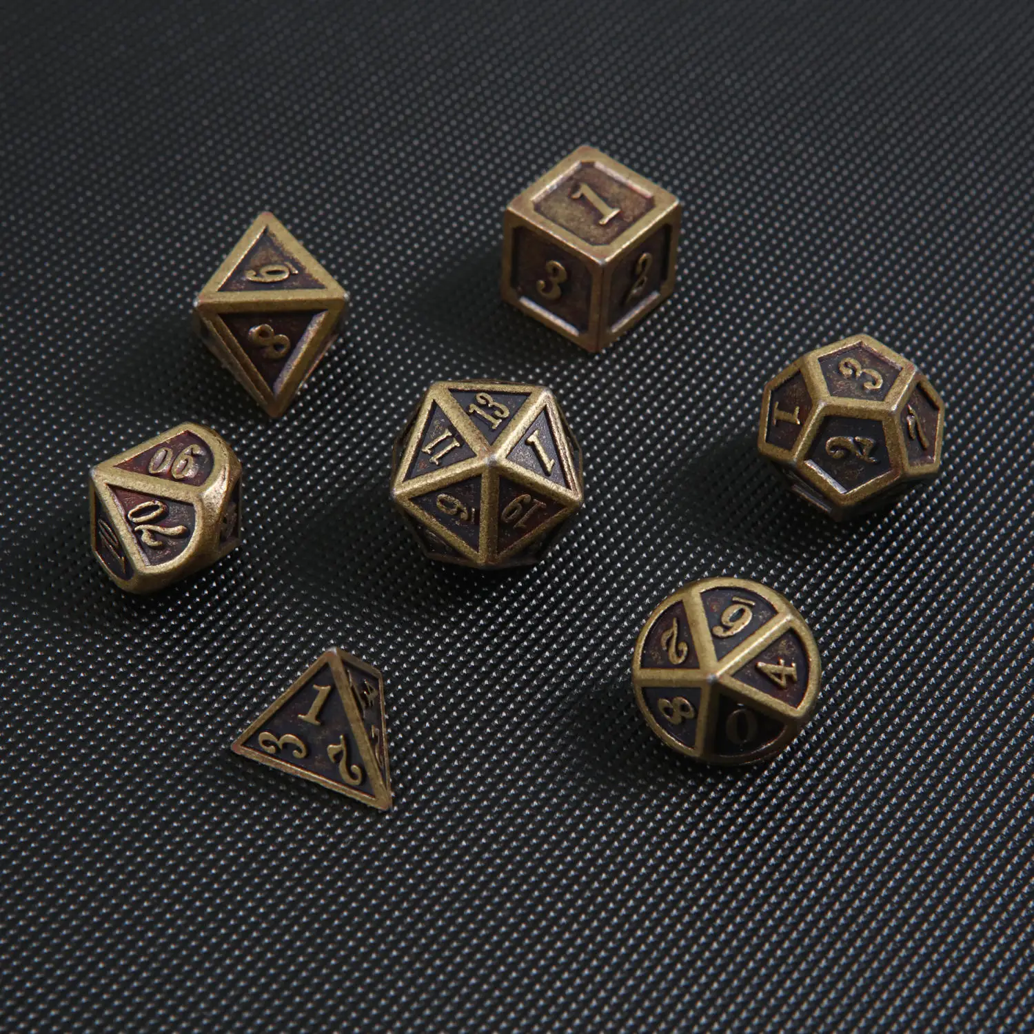 

7 Pcs Metal Game Dice Polyhedral Free Shipping Dice Cubilete Roller Skull Dice Creative Pc Game Dados De Rol For Gaming HX50TZ
