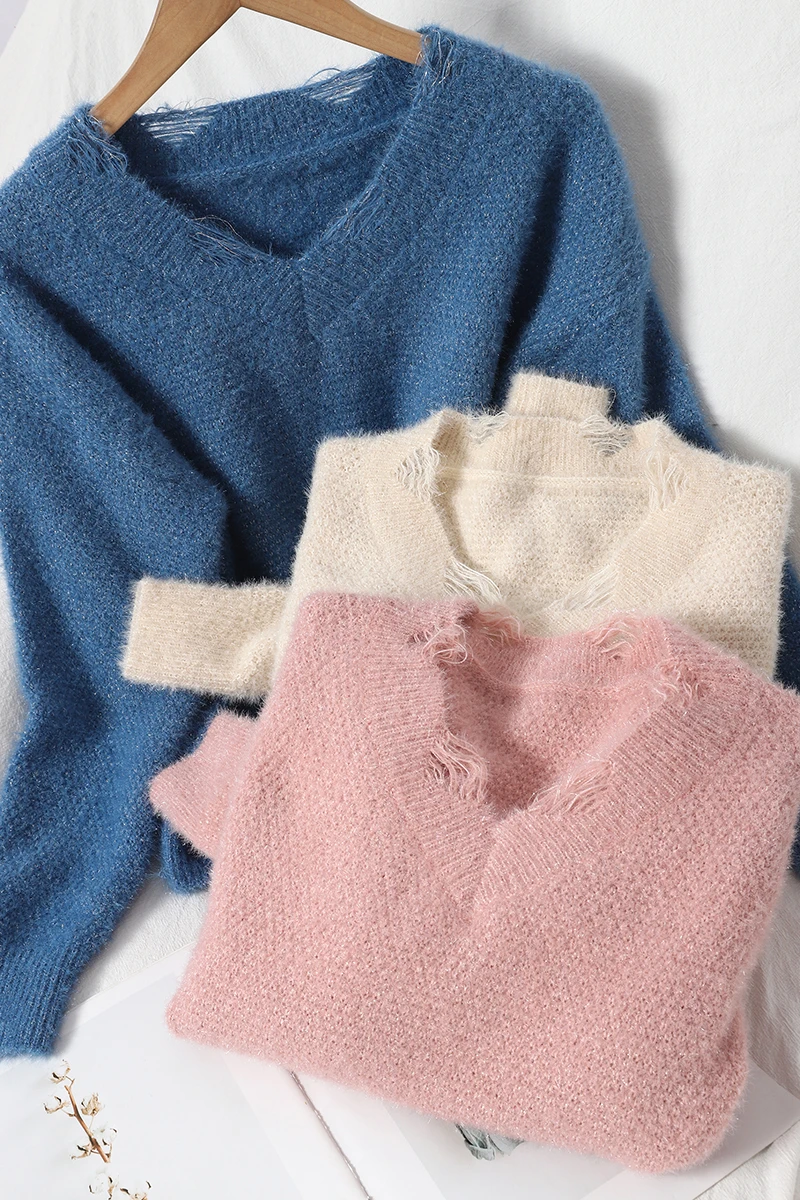 

V-neck Pullover Looks Thin And Sweet Sweater Women's Winter Wear New Versatile Bright Silk Pure Color Knitting Top