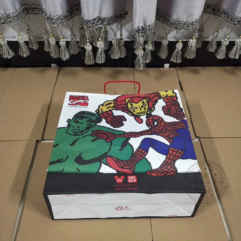 

Disney Marvel Co-branded Iron Man Print Commemorative Limited Edition White Leather Eco-friendly Paper Bag Tote Bag