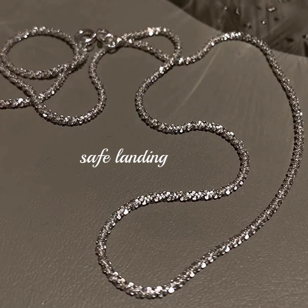 

2021 New Ltalian Niche Temperament S925 Silver Shiny Exquisite Clavicle Necklace Men And Women Couples Design Light Luxury