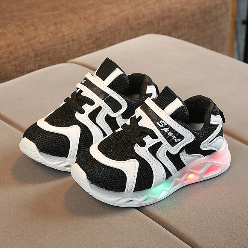 Детские светящиеся кроссовки спортивная обувь со светодиодной подсветкой для