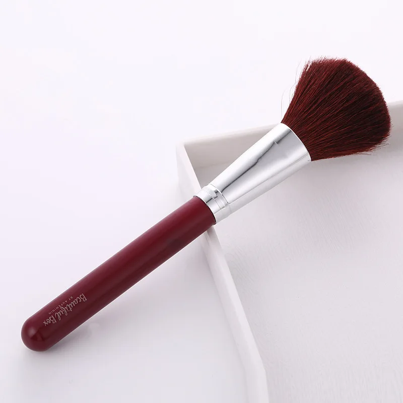 

Classic Red Body Curve Plastic Long Handle Fluffy Synthetic Buildable Cheek Makeup Brush