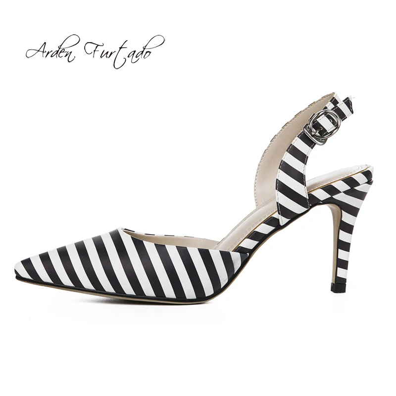 Модная Летняя женская обувь с острым носком туфли на шпильках босоножки пряжкой