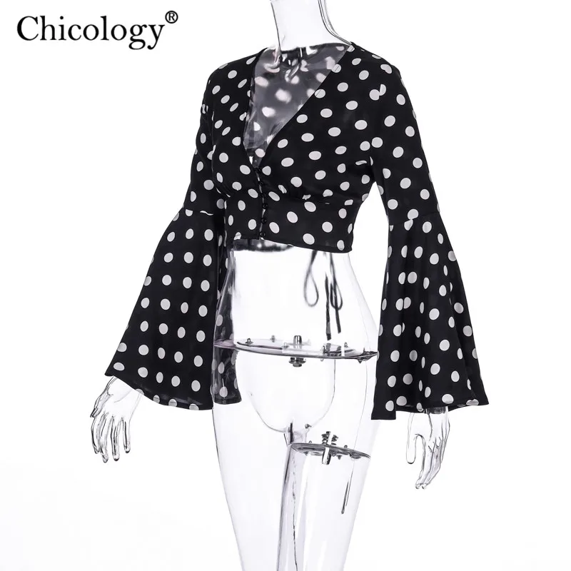 Женская блузка с длинным рукавом Chicology укороченный топ на шнуровке пуговицами