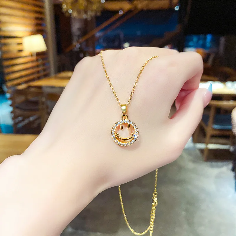 Модные 2021 Мода золотое покрытие ювелирные изделия Луна Подвески в виде сердца из