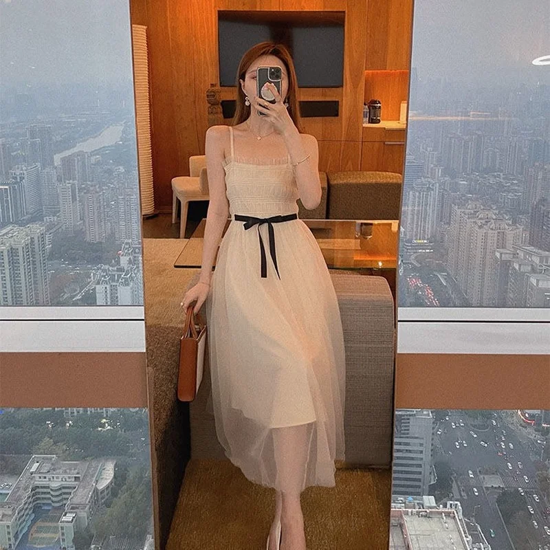 

2021 Summer Elegant Strap Dress Women Solid Lace Princess Dress Female Sweet Bow Party One Piece Dress Korean Office Lady Sexy