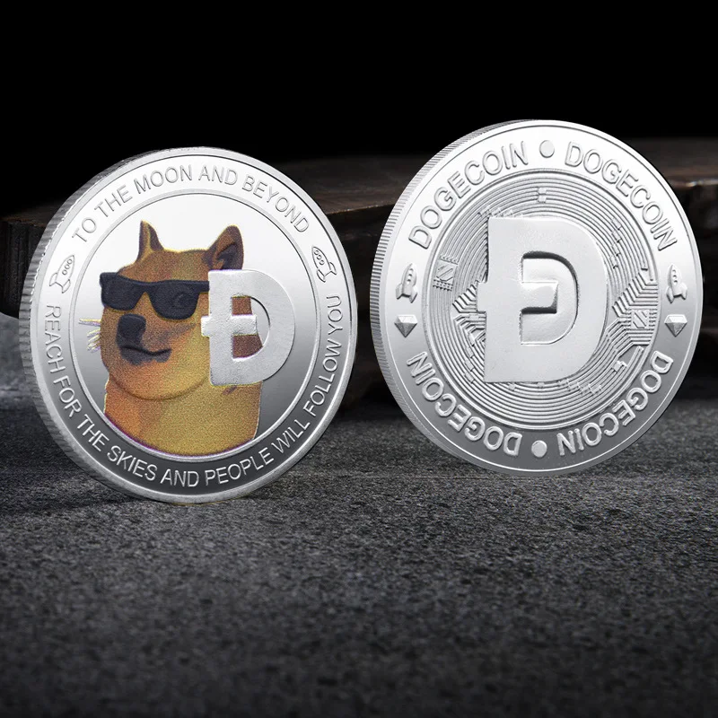 Коллекционная сувенирная монета Dogecoin с золотым и серебряным покрытием к Луне за