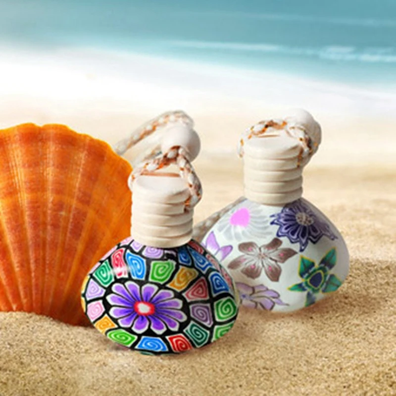

10Pcs 15Ml Empty Refillable Bottles DIY Floral Art Printed Hanging Car Air Fragrance Bottles (Random Color)