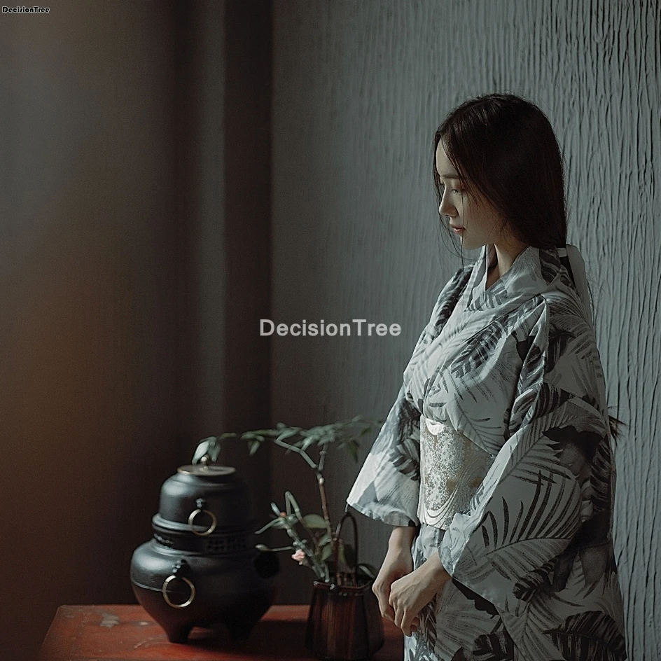 

2022 japanese style woman kimono floral haori girls outfits full sleeve japanese dress women vintage daily geisha kimono robe