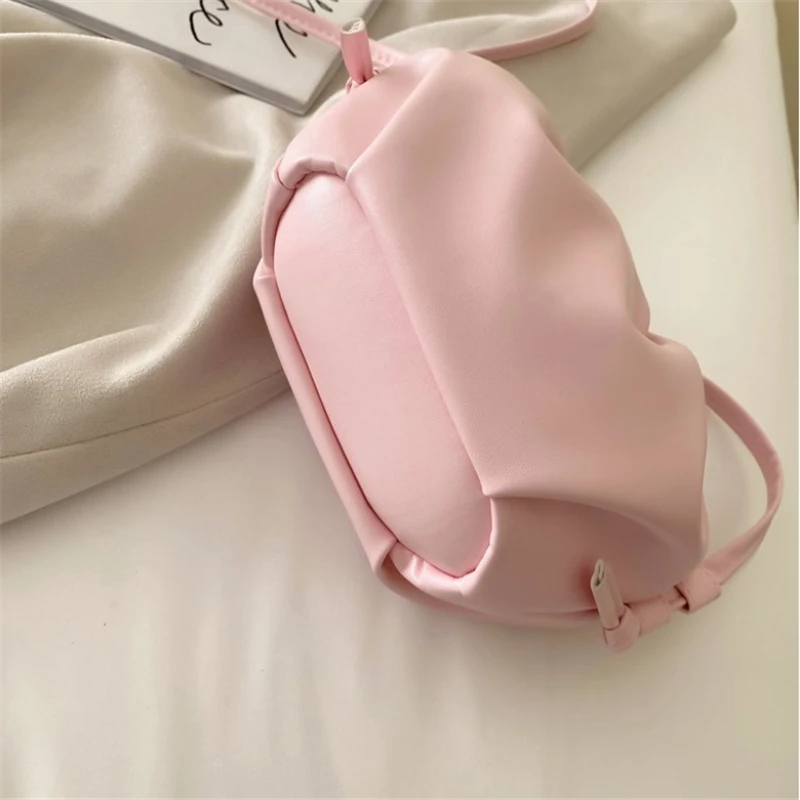 

Hot Selling Crossbody Solid Luxury Soft Clutch Leather Cute Girls Cloud Dumpling Bag