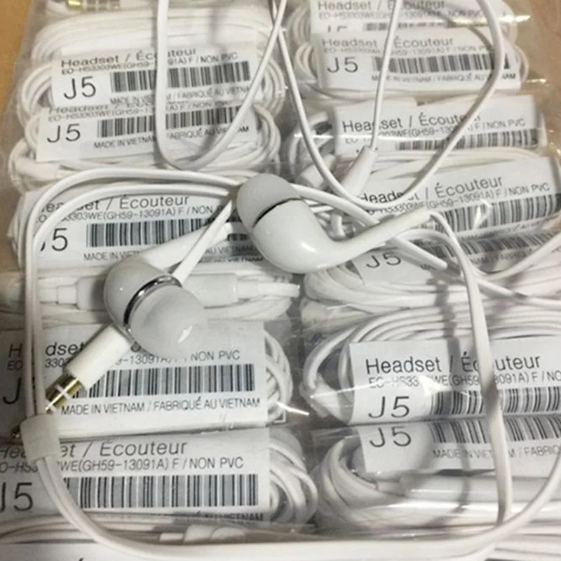 

50Pcs/lot J5 Headsets 3.5mm jack In-ear Earphones Hands-free with Mic For Sam sung Galaxy S3 S4 S5 S6 S7 S8 S9 Edge AAA Quality