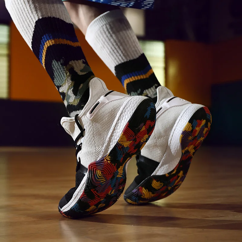 

Men Basketball Shoes 2020 New Unisex Basketball Sports Buffer Shoes High Quality Couple Sneakers Shoe for Male Size 35-46