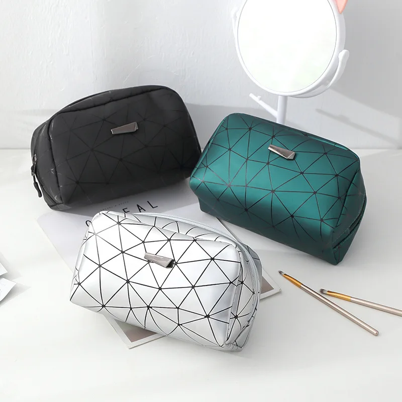 

New Women Travel Cosmetic Bag Multifunction Geometric Makeup Bags Waterproof Portable Toiletries Organizer Make Up Cases