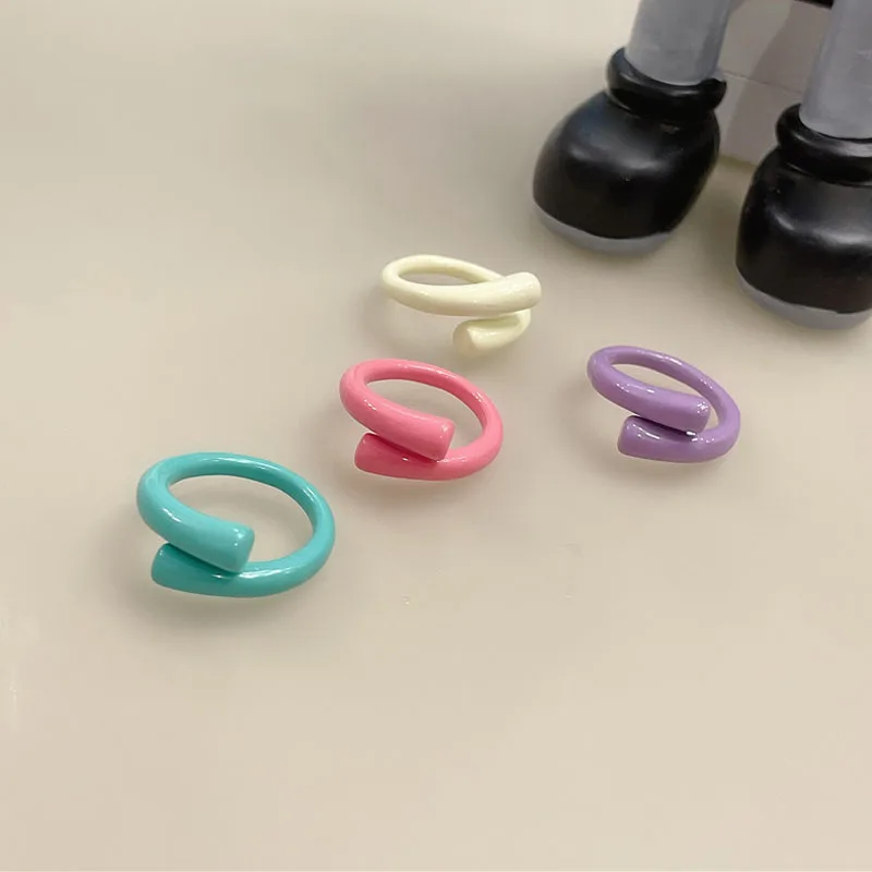 

2022 Summer Fashion Colorful Geometric Ring Candy Color Irregular Opening Rings for Women Party Finger Jewelry Macaron Ring Cute