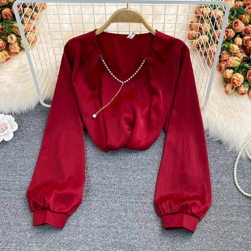 

Vintage Black/Red/Blue Satin Blouse Women Elegant V-Neck Puff Long Sleeve Beading Loose Shirt Female Party Tops 2021 New Fashion