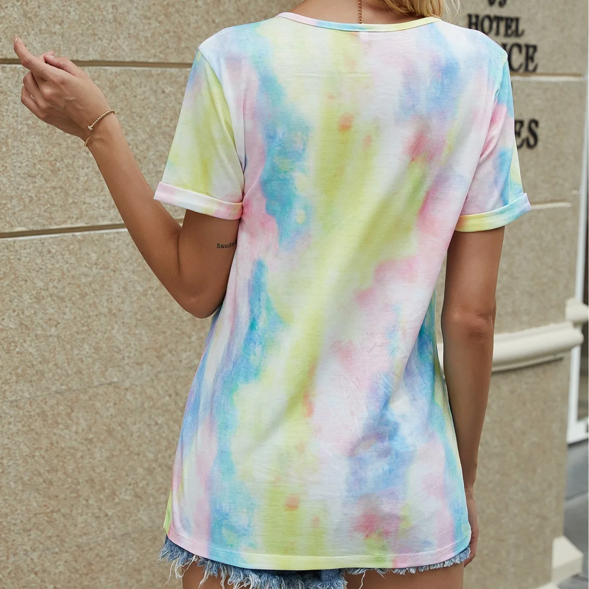 

2021 summer new women's gradient color tie-dye short-sleeved loose top T-shirt
