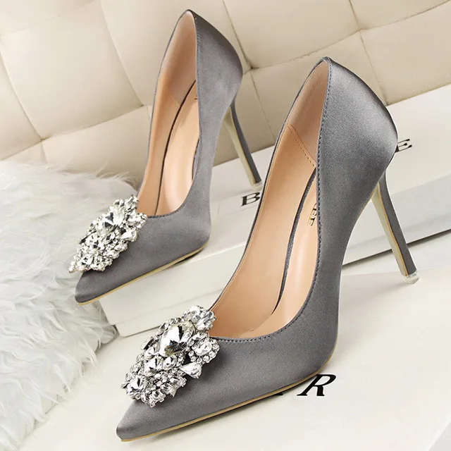 

2019 Women Pumps Crystal High Heels Shoes 2019 Spring Women Shoes Fashion Pointed Toe High Heels Wedding Shoes RTG67